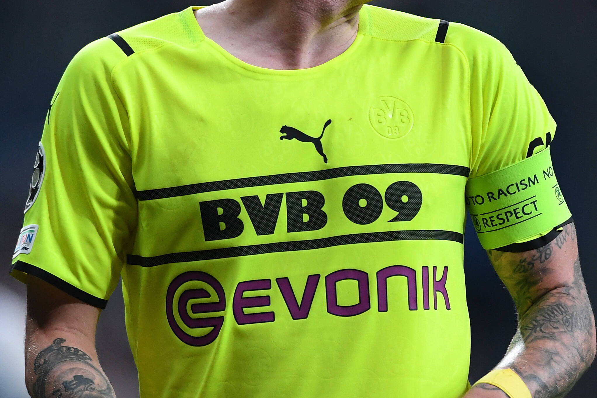 “Puma” atvainojas “Borussia” līdzjutējiem par kreklu dizainu