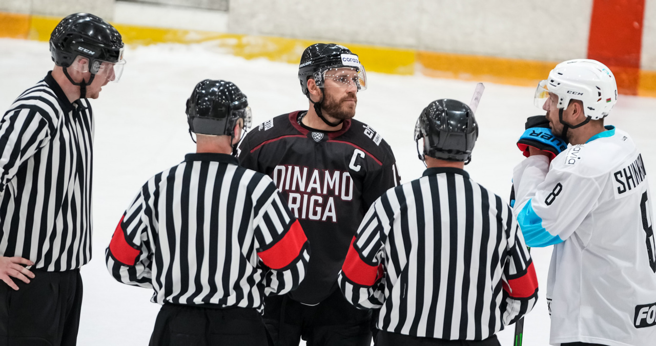 “Dinamo” izlaiž pārsvaru un zaudē, latvieši rezultatīvi debitē KHL komandās – aizvadītās dienas aktualitātes