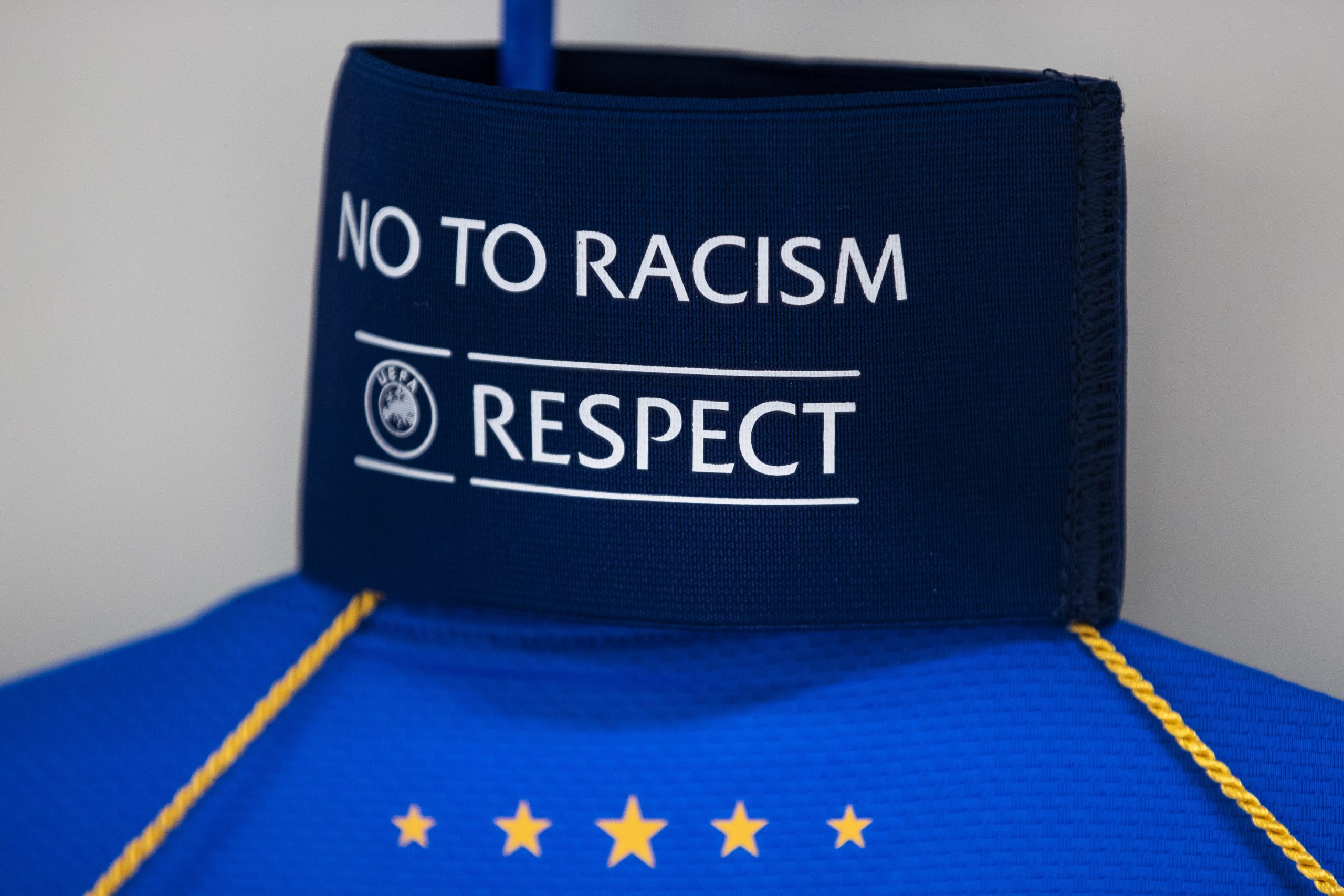 “Club Brugge” fani par rasismu varēs ziņot no stadiona